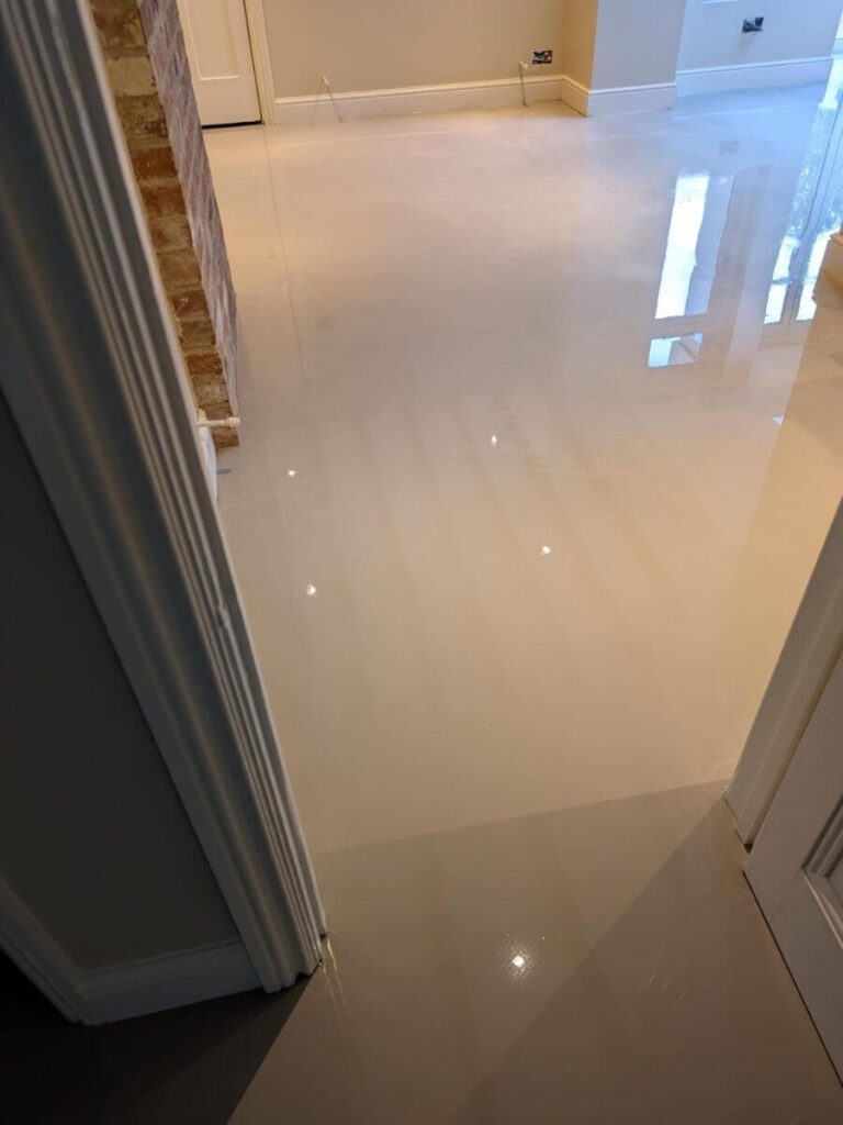 Kitchen extension with screed ready for new LVT flooring to be installed